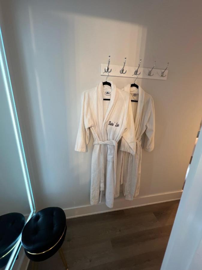 New Centennial Park Luxury Smart Home W Courtyard เฟย์เอตต์วิลล์ ภายนอก รูปภาพ